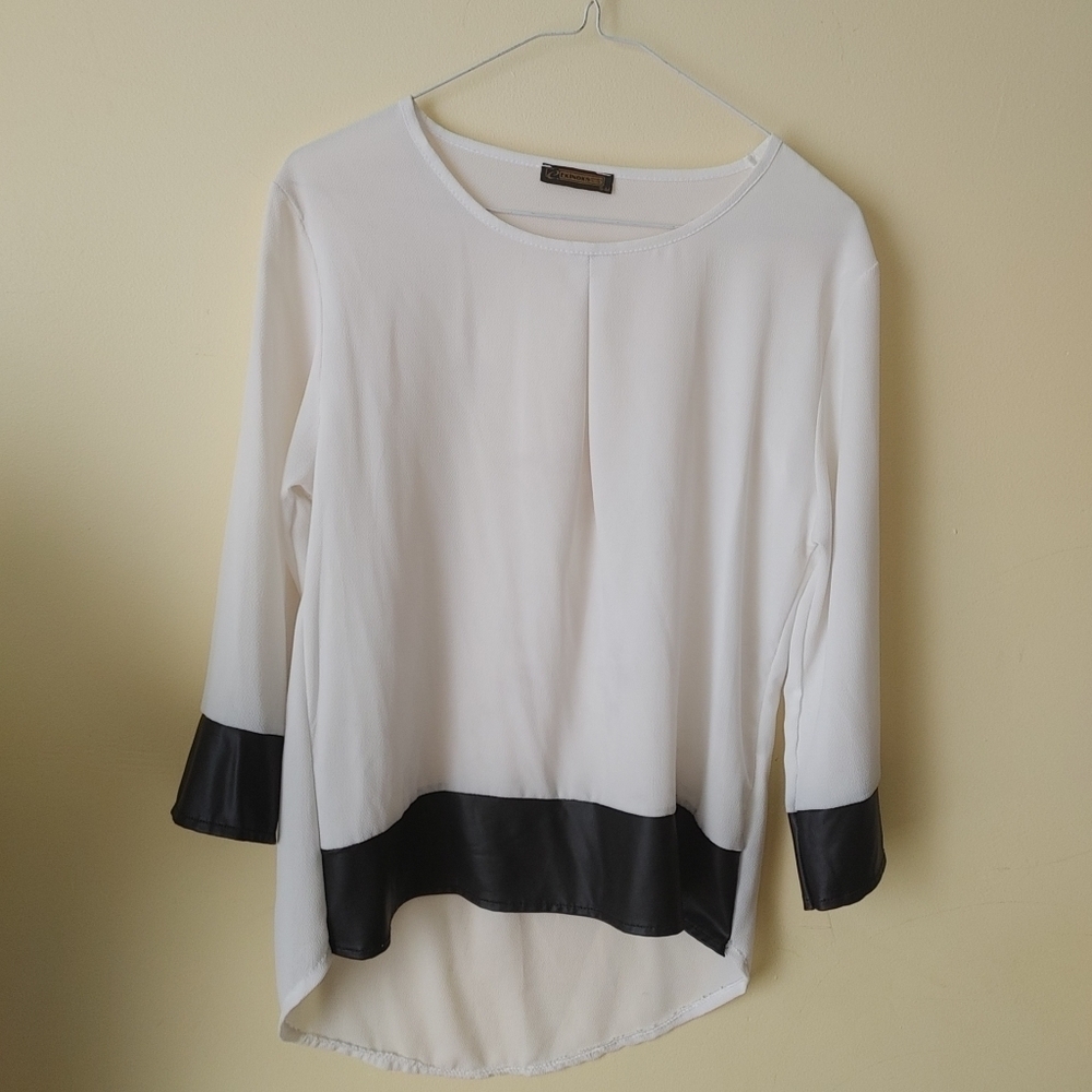 Women's blouse white‎ and black size S-M